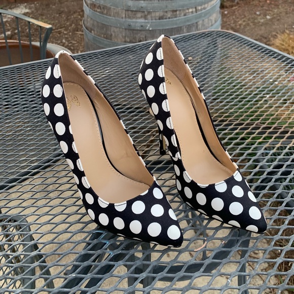 Victoria's Secret Shoes - Victoria’s Secret Polka Dot Heels